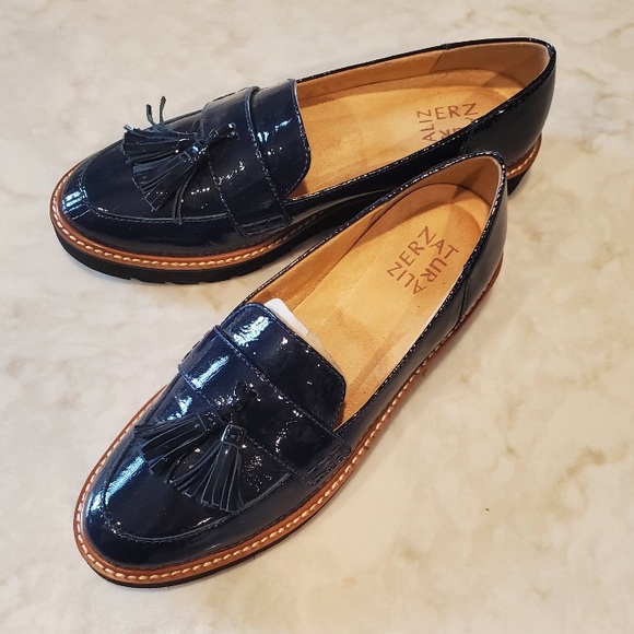 Naturalizer Shoes - Naturalizer NWOT-August Platform 
Tassel Loafer 
Navy Patent 
Leather Sz. 8M